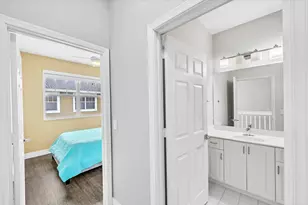 1251 NE 32nd St, Oakland Park, FL 33334 - Photo 34