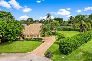 7604 Lexington Ln, Parkland, FL 33067 - Photo 4