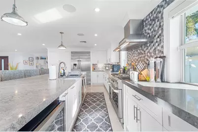 3250 Spanish River Drive, Pompano Beach, FL 33062 - Photo 16