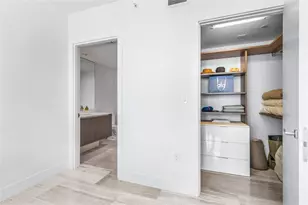 1451 Brickell Ave, Miami, FL 33131 - Photo 14