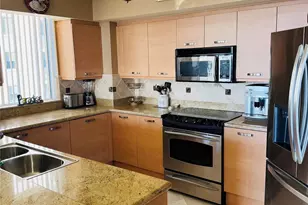 2001 N Ocean Blvd Unit, Fort Lauderdale, FL 33305 - Photo 4