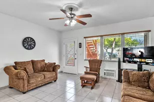 1000 SW 10th Ave, Hallandale Beach, FL 33009 - Photo 14