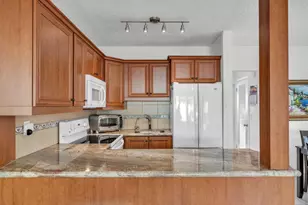 1000 SW 10th Ave, Hallandale Beach, FL 33009 - Photo 8