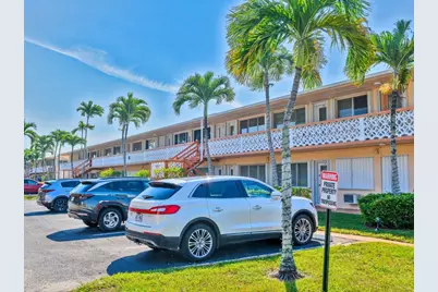 1000 SW 10th Avenue #P4, Hallandale Beach, FL 33009 - Photo 4