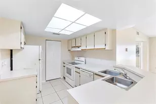 9188 W Atlantic Blvd, Coral Springs, FL 33071 - Photo 6