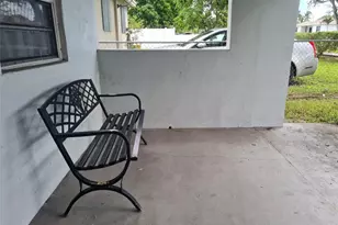 6141 Garfield, Hollywood, FL 33024 - Photo 12