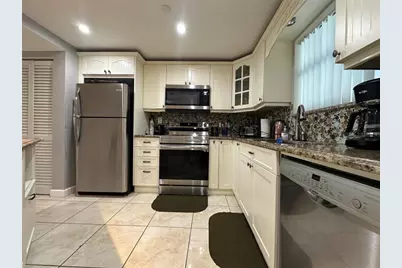 17801 N Bay Road #212, Sunny Isles Beach, FL 33160 - Photo 6