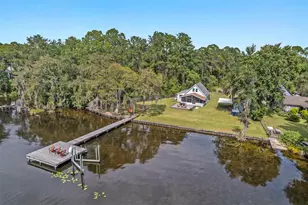 115 Flora Terrace, Florahome, FL 32640 - Photo 2