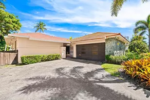 625 Oleander Dr, Hallandale Beach, FL 33009 - Photo 8