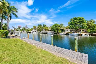 625 Oleander Dr, Hallandale Beach, FL 33009 - Photo 12