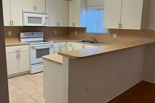 22901 SW 88th Pl, Cutler Bay, FL 33190 - Photo 8