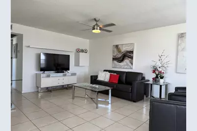 144 Farnham F, Deerfield Beach, FL 33442 - Photo 2