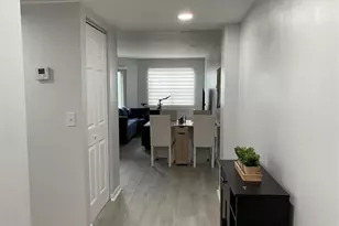 12850 SW 4th Ct, Hollywood, FL 33027 - Photo 10