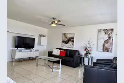 144 Farnham F #144, Deerfield Beach, FL 33442 - Photo 6