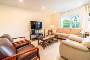 300 Diplomat Pkwy, Hallandale Beach, FL 33009 - Photo 2