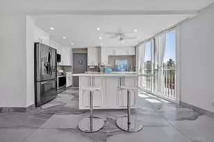 720 Bayshore Dr, Fort Lauderdale, FL 33304 - Photo 2