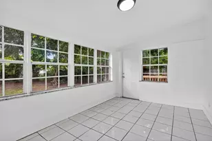 40 NW 68th St, Miami, FL 33150 - Photo 22