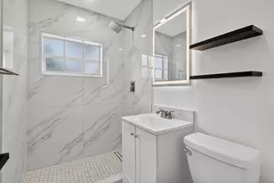 40 NW 68th St, Miami, FL 33150 - Photo 8