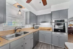 1428 E River Dr, Margate, FL 33063 - Photo 8