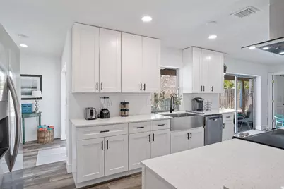 3221 S Spanish River Drive, Pompano Beach, FL 33062 - Photo 18