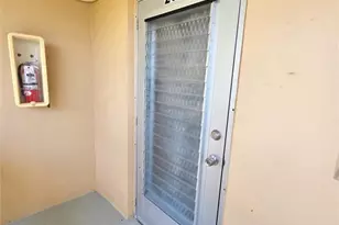 2141 NE 1st Ct, Boynton Beach, FL 33435 - Photo 16