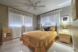 2141 NE 1st Ct, Boynton Beach, FL 33435 - Photo 12