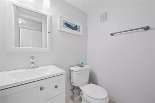 318 Oakridge R, Deerfield Beach, FL 33442 - Photo 12