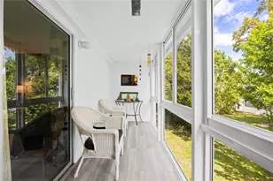 318 Oakridge R, Deerfield Beach, FL 33442 - Photo 20