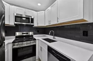 1541 NW 7th Terrace, Fort Lauderdale, FL 33311 - Photo 2