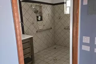 310 NE 2nd St, Pompano Beach, FL 33060 - Photo 6