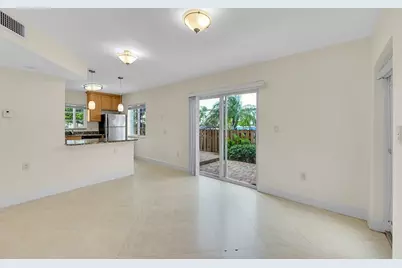410 SW 15th Street #106, Pompano Beach, FL 33060 - Photo 4