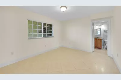 410 SW 15th Street #106, Pompano Beach, FL 33060 - Photo 8