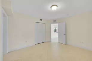 410 SW 15th St, Pompano Beach, FL 33060 - Photo 10