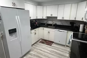 491 Racquet Club Rd, Weston, FL 33326 - Photo 2