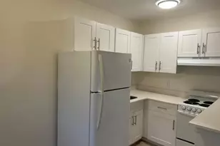 101 NE 41st St, Oakland Park, FL 33334 - Photo 2