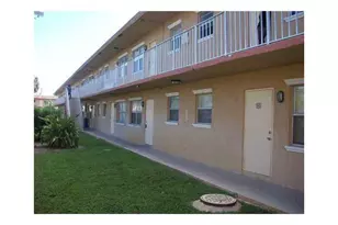 101 NE 41st St, Oakland Park, FL 33334 - Photo 12