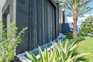 2880 NE 28th St, Fort Lauderdale, FL 33306 - Photo 12