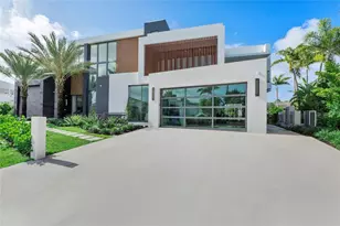 2880 NE 28th St, Fort Lauderdale, FL 33306 - Photo 4