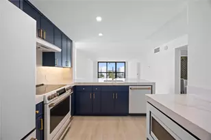 4800 E Bayview Dr Unit, Fort Lauderdale, FL 33308 - Photo 4