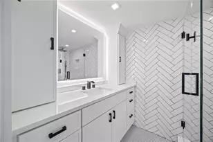 4800 E Bayview Dr Unit, Fort Lauderdale, FL 33308 - Photo 12