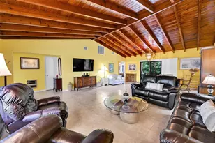 900 SE 13th Ct, Deerfield Beach, FL 33441 - Photo 6