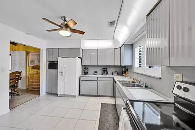 900 SE 13th Court, Deerfield Beach, FL 33441 - Photo 14