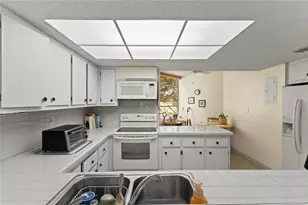 1911 Sabal Palm Dr, Davie, FL 33324 - Photo 14