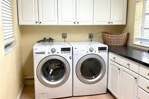 1612 E Lake Dr, Fort Lauderdale, FL 33316 - Photo 22