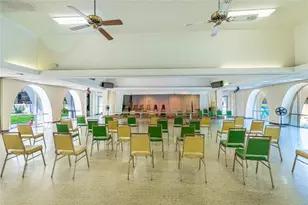 942 NE 199th St, Miami, FL 33179 - Photo 26