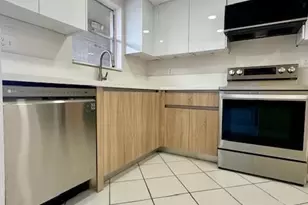 6080 NW 44th St, Lauderhill, FL 33319 - Photo 8