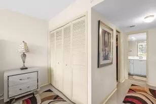 3800 Oaks Clubhouse Dr, Pompano Beach, FL 33069 - Photo 14