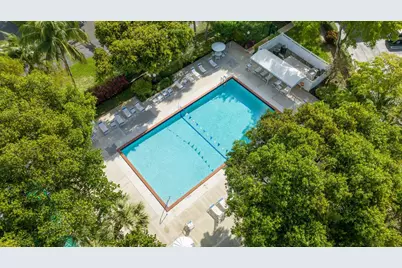 3800 Oaks Clubhouse Drive #110, Pompano Beach, FL 33069 - Photo 4