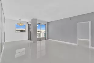 1010 S Ocean Blvd, Pompano Beach, FL 33062 - Photo 12