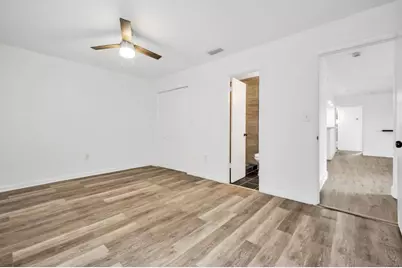 21357 NW 39th Avenue, Opa Locka, FL 33055 - Photo 14